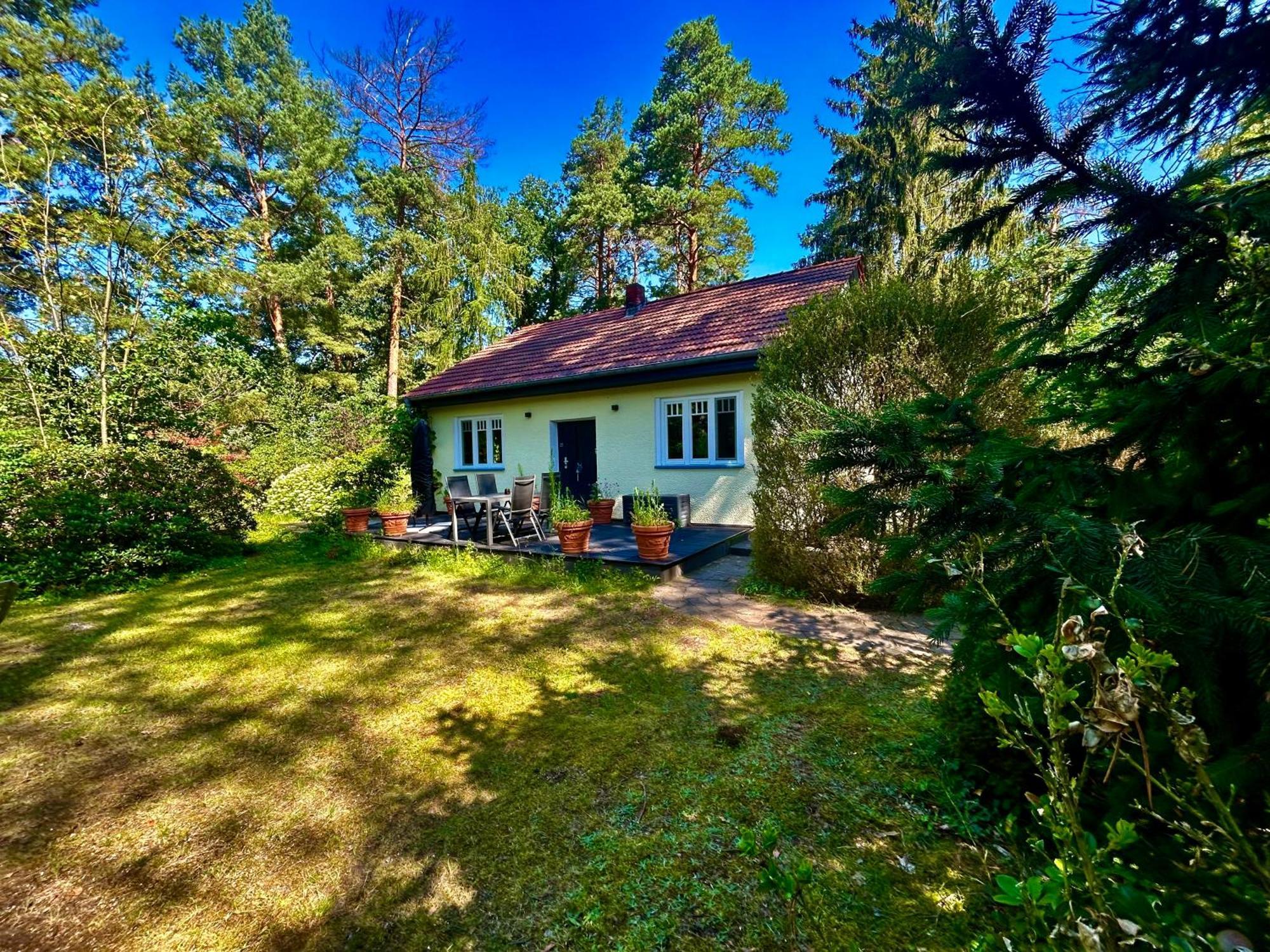 Ferienhaus Im Gruenen Mit Kamin Oranienburg Exterior photo